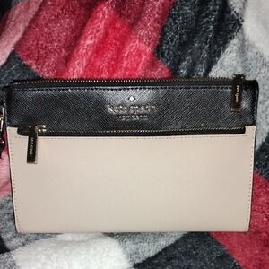 kate spade Two-Tone Black and Beige Saffiano Wristlet
